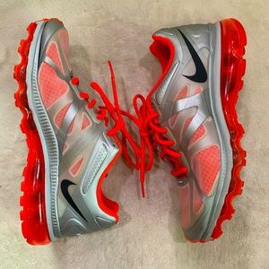 modells nike women's sneakers